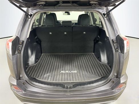 Used 2017 Toyota RAV4 XLE image 23