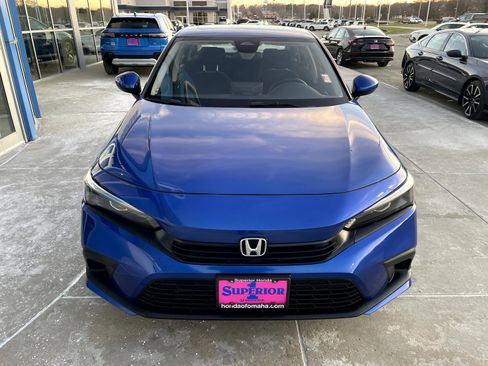 Used 2023 Honda Civic EX image 5