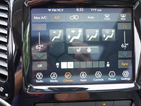 Used 2021 Jeep Cherokee Limited AWD/4WD image 28