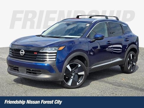 Used 2025 Nissan Kicks SR FWD image 1