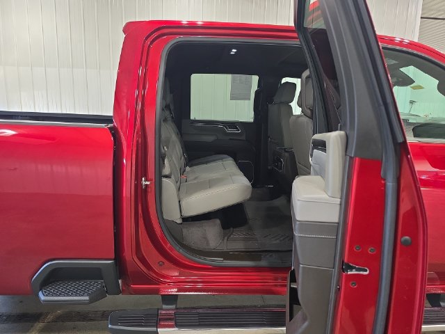 Used 2025 Chevrolet Silverado 3500 LTZ w/ LTZ Premium Package AWD/4WD image 29