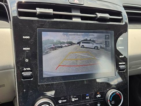 Used 2024 Hyundai Tucson SE FWD image 13