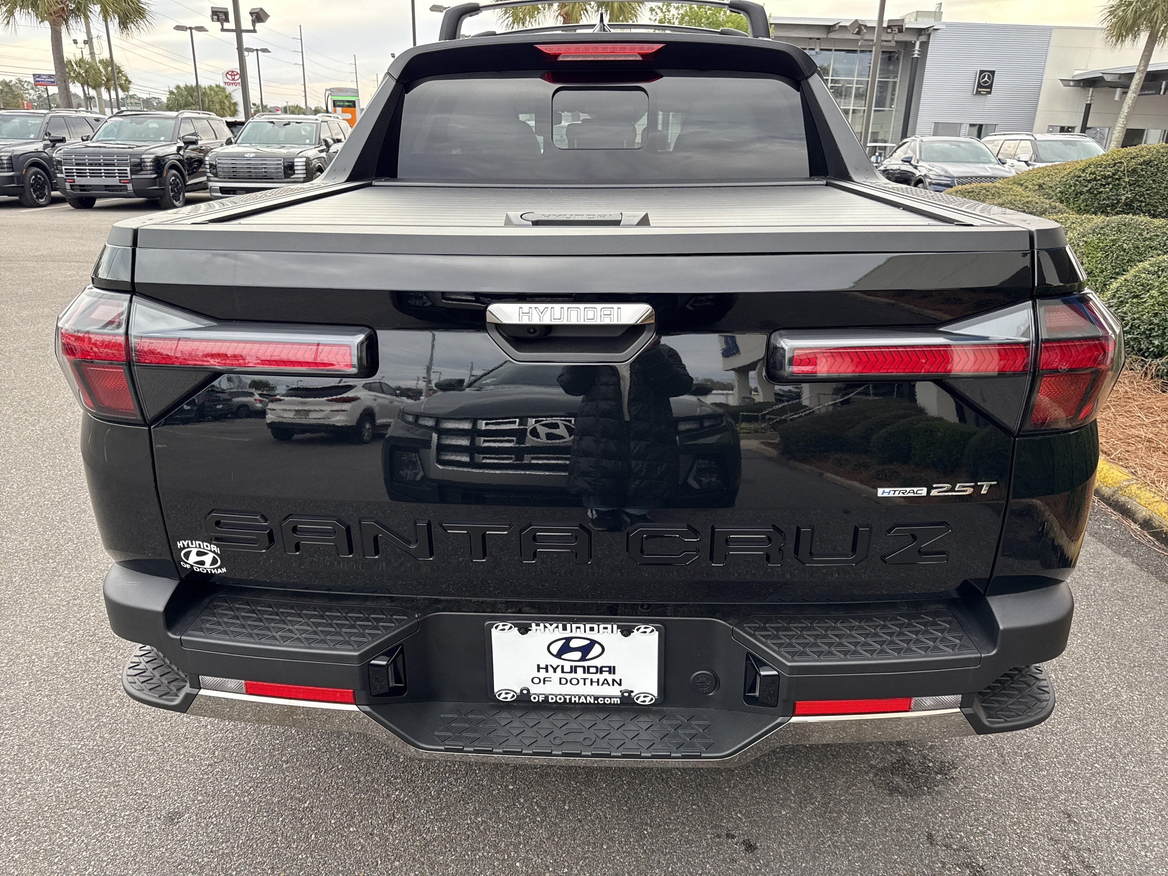 New 2026 Hyundai Santa Cruz Limited AWD/4WD image 3