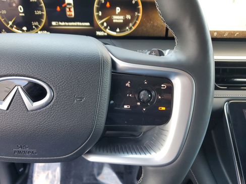 Used 2025 INFINITI QX80 Pure image 25