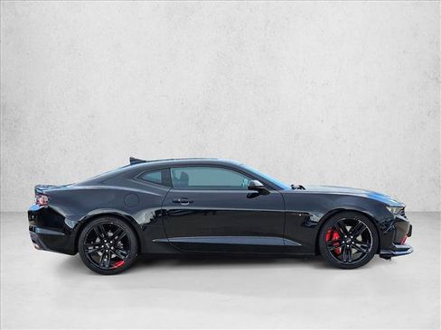 Used 2023 Chevrolet Camaro LT w/ Redline Edition RWD image 4