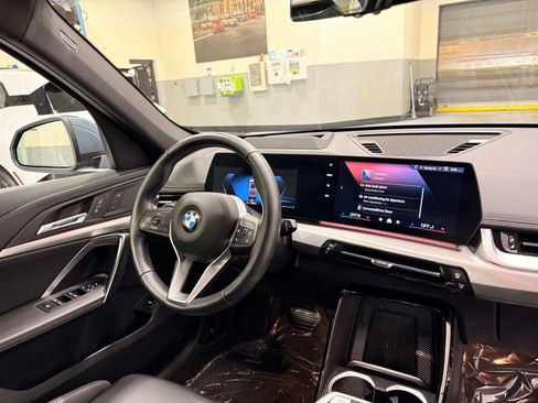 Used 2026 BMW X1 xDrive28i AWD/4WD image 30