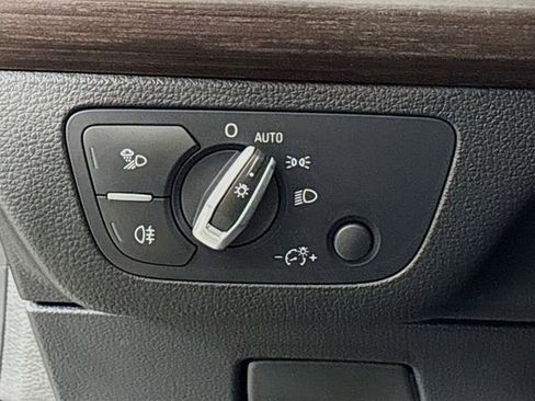 Used 2023 Audi Q5 2.0T Premium Plus w/ Premium Plus Package image 10