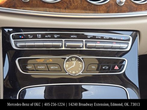 Used 2018 Mercedes-Benz E 300 4MATIC image 15
