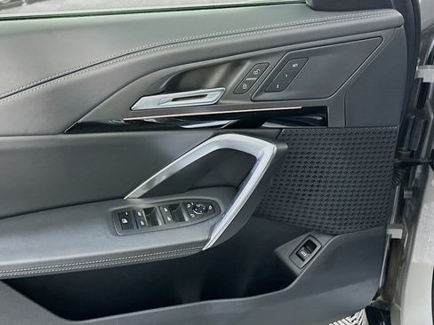 Used 2025 BMW X1 xDrive28i w/ Convenience Package image 15