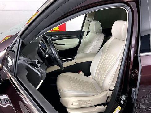 Certified 2022 Buick Enclave Avenir w/ Avenir Technology Package image 7