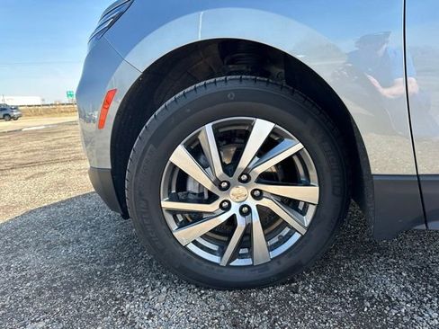 Used 2024 Chevrolet Equinox LT w/ LPO, Floor Liner Package AWD/4WD image 9