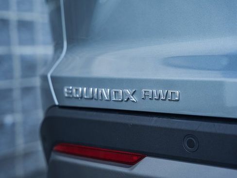 Used 2025 Chevrolet Equinox LT image 8