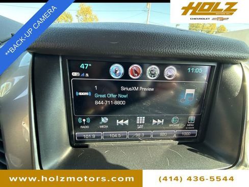 Certified 2018 Chevrolet Suburban LT w/ Luxury Package image 6