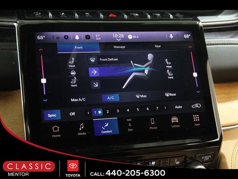 Used 2023 Jeep Grand Cherokee Summit AWD/4WD image 11