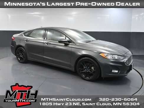 Used 2020 Ford Fusion SE w/ Equipment Group 151A image 1