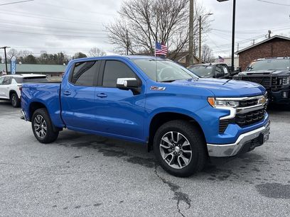 New 2025 Chevrolet Silverado 1500 LT