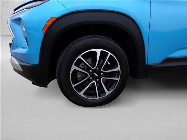 Used 2025 Chevrolet TrailBlazer LT AWD/4WD image 7