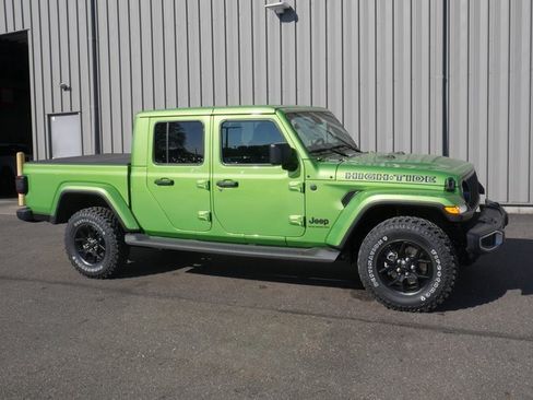 New 2025 Jeep Gladiator High Tide image 7