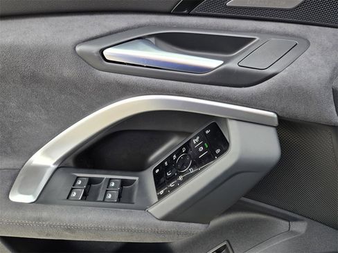 New 2025 Audi SQ5 Premium Plus image 18