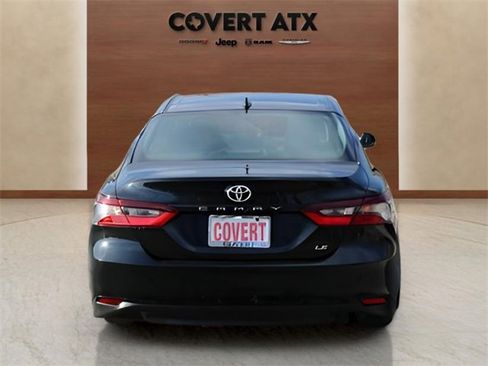 Used 2024 Toyota Camry LE image 4