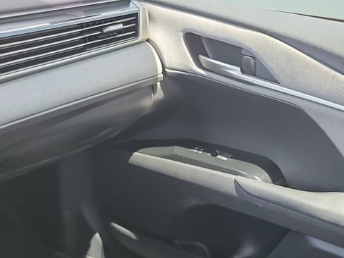 Used 2025 Toyota Camry LE FWD image 12