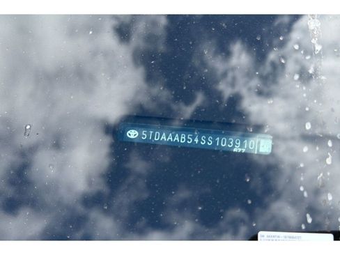 Certified 2025 Toyota Grand Highlander AWD image 8