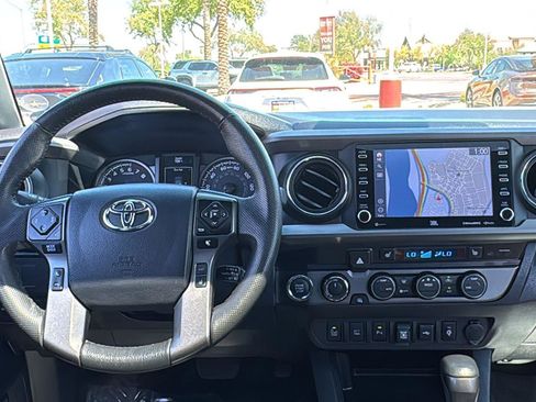 Used 2023 Toyota Tacoma TRD Off-Road w/ TRD Premium Off Road Package image 11