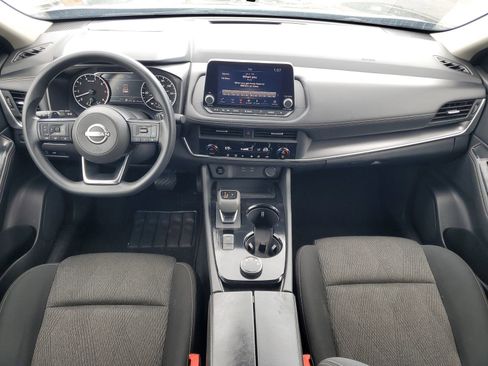 Used 2024 Nissan Rogue SV image 24