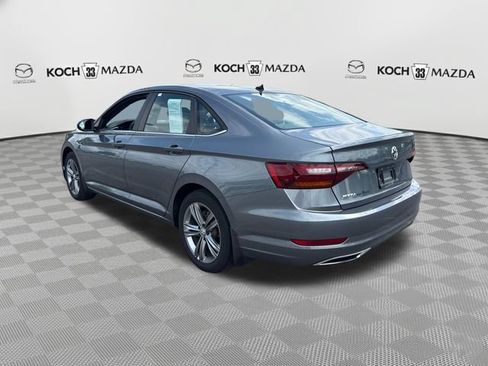 Used 2019 Volkswagen Jetta R-Line w/ R-Line Cold Weather Package FWD image 5
