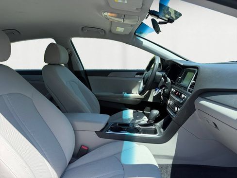 Used 2019 Hyundai Sonata SE FWD image 15