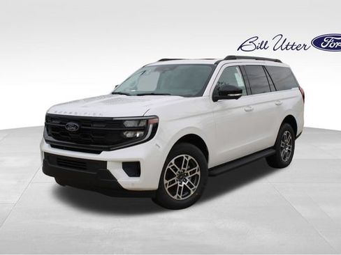 New 2026 Ford Expedition Active RWD image 1