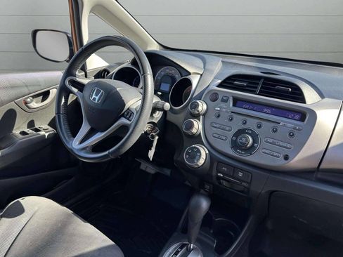 Used 2010 Honda Fit Sport image 21