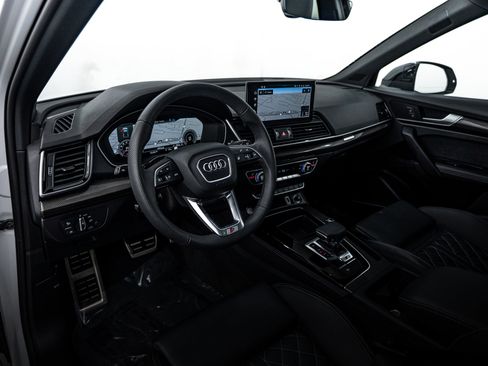 Certified 2025 Audi SQ5 Premium Plus w/ Premium Plus Package image 10