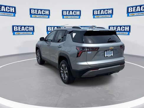 Used 2025 Chevrolet Equinox LT w/ Convenience Package II FWD image 7
