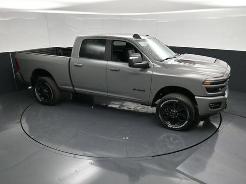 New 2026 RAM 2500 Laramie AWD/4WD image 50