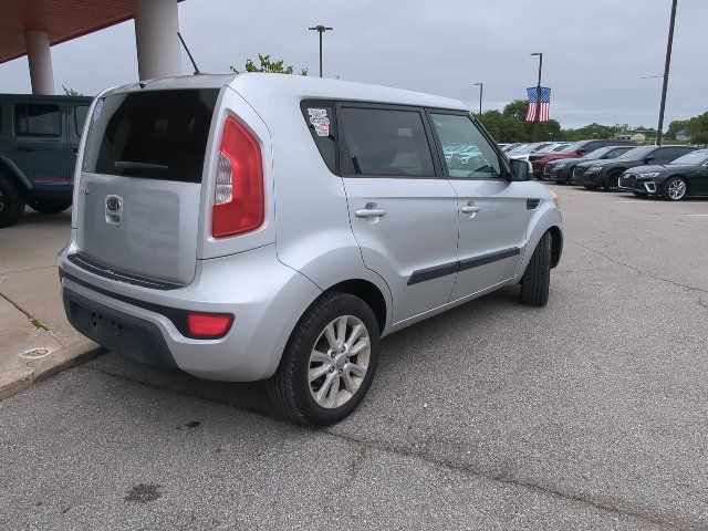 Used 2012 Kia Soul + FWD image 27