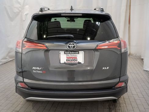 Used 2018 Toyota RAV4 XLE image 4