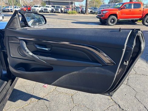 Used 2015 BMW M4 Coupe image 11