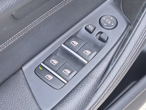 Used 2018 BMW 540i xDrive AWD/4WD image 31