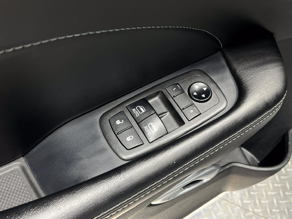 Used 2021 Dodge Challenger R/T Scat Pack RWD image 15