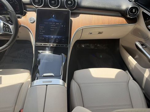 Used 2024 Mercedes-Benz C 300 Sedan image 16