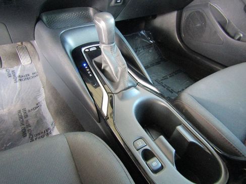 Used 2024 Toyota Corolla SE FWD image 18