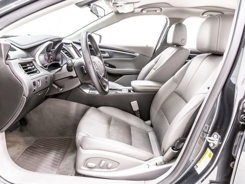 Used 2018 Chevrolet Impala LS FWD image 27
