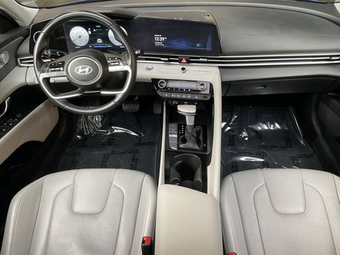 Used 2024 Hyundai Elantra Limited image 23