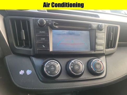 Used 2018 Toyota RAV4 LE image 11