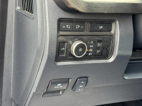 Used 2023 Ford F250 Lariat w/ Lariat Ultimate Package image 32