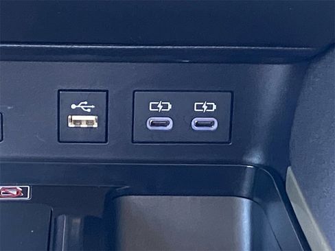 Certified 2025 Toyota Camry LE image 30