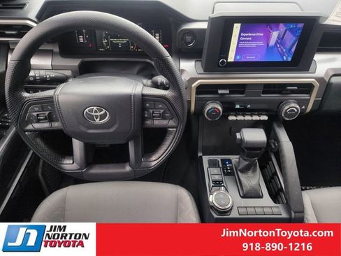Used 2025 Toyota Tacoma SR5 image 28