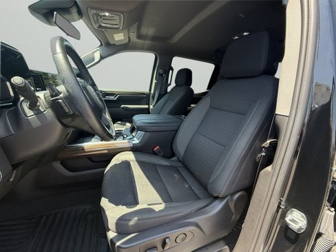 Used 2023 Chevrolet Silverado 1500 RST AWD/4WD image 9