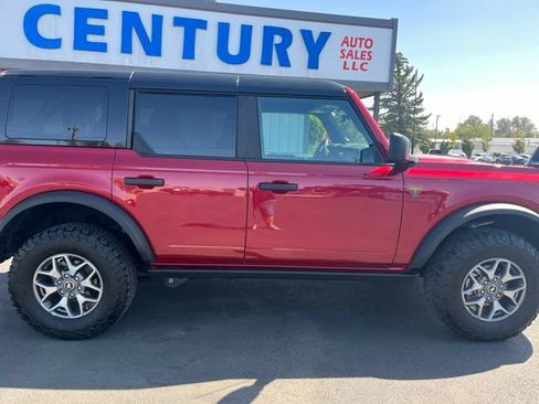 Used 2025 Ford Bronco Badlands AWD/4WD image 12